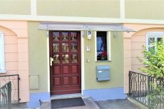 07-Straßenansicht-Eingang